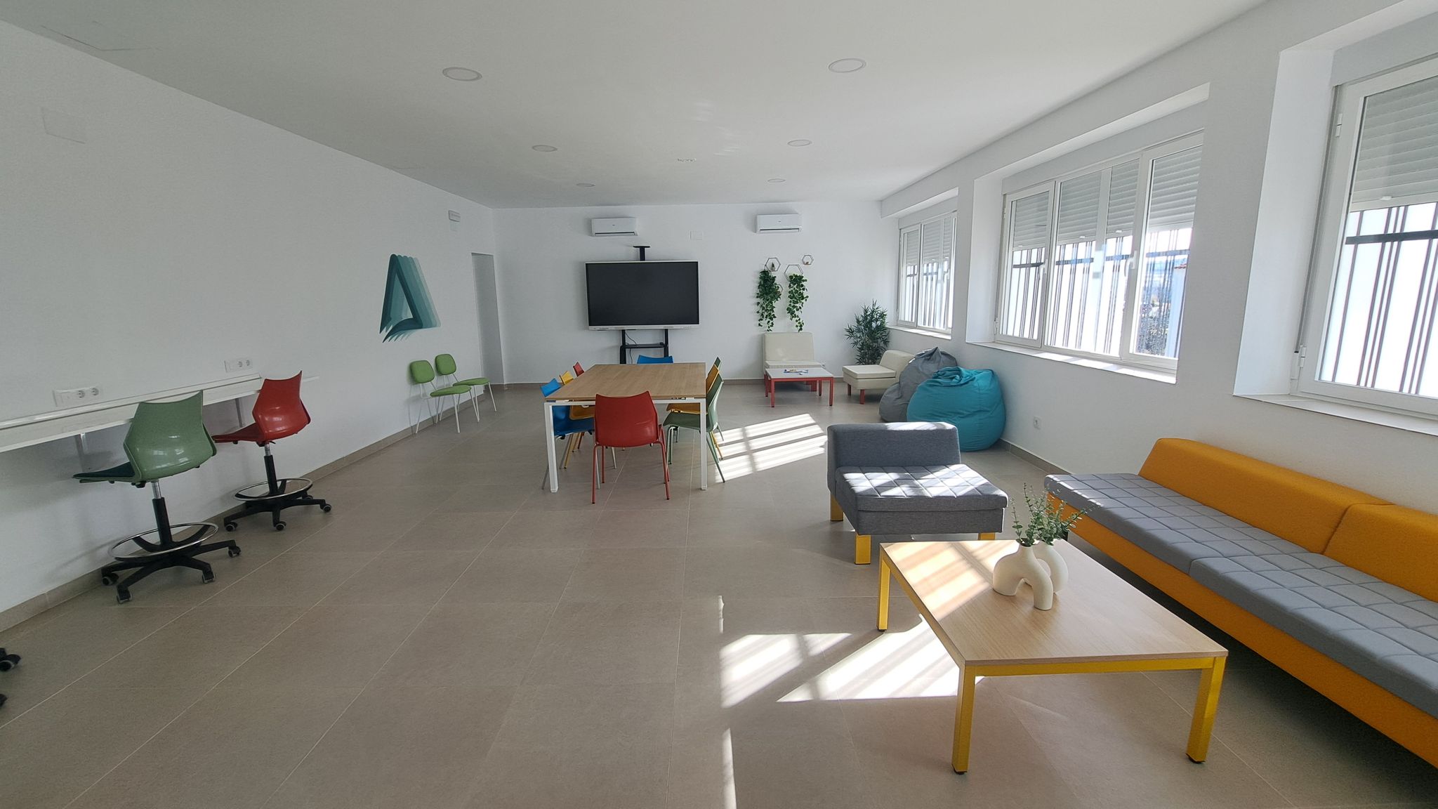 Complejo Coworking Rural Aldea Digital